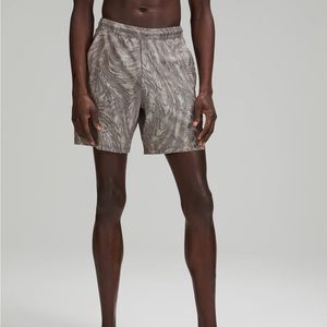 Lululemon Pace Breaker Men’s Liner-Less Shorts 8”
